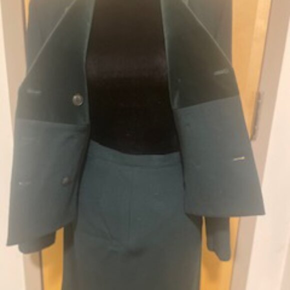 Vintage Albert Nipon Evening Women’s Suit - Picture 9 of 16